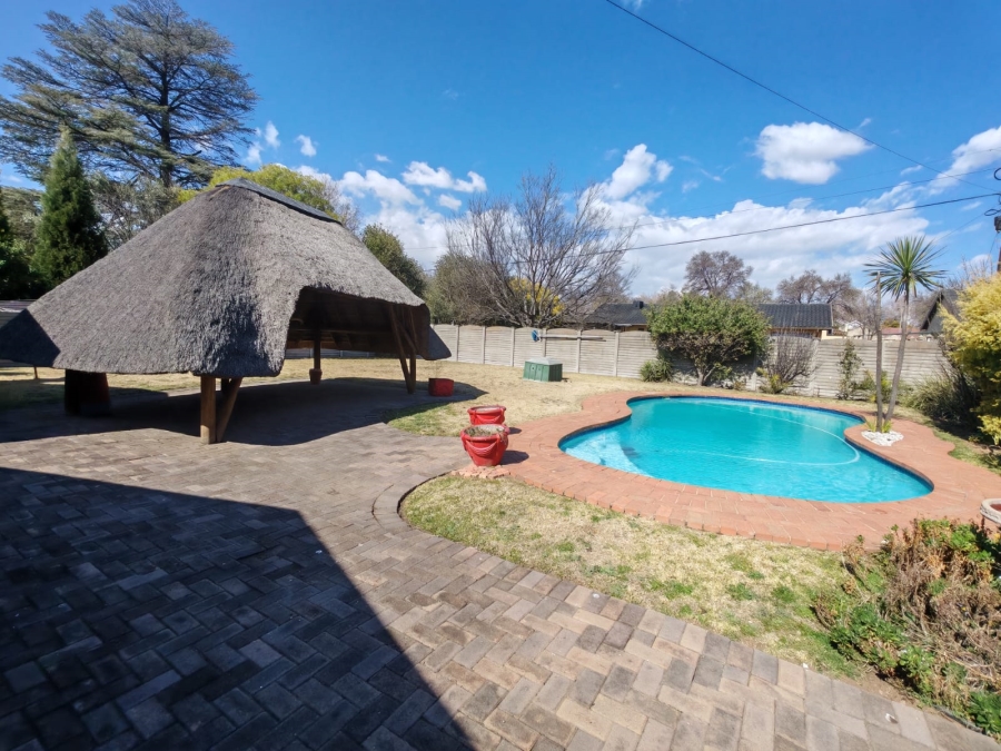 3 Bedroom Property for Sale in Vaalpark Free State